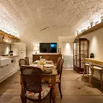 Unozerouno By Boutique Homes * Siena